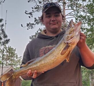 Teen catches 9 pound Walleye